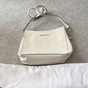 Michael Kors Off-White Shoulder Bag